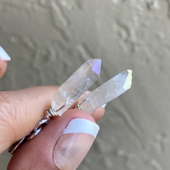 Quartz dangly earrings. Handmade twisted celtic hoop & angel aura crystal quartz - Picture 8 of 15